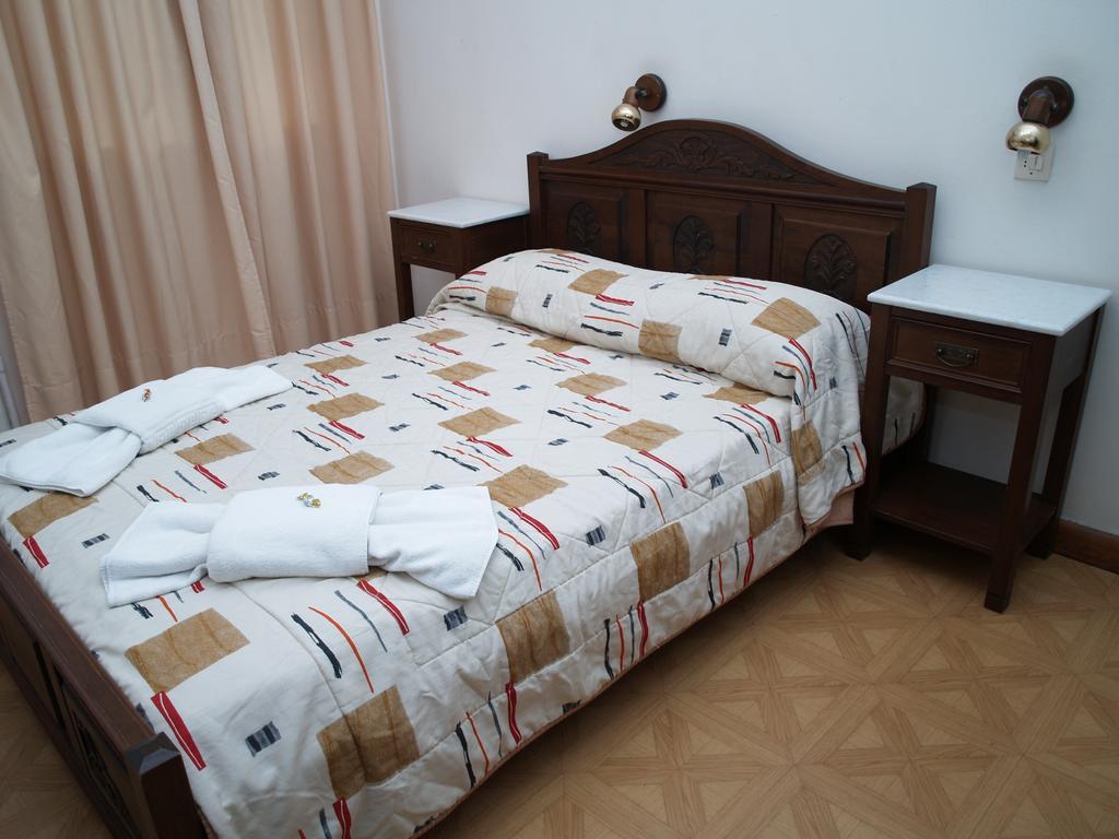 Hotel Acropolis House