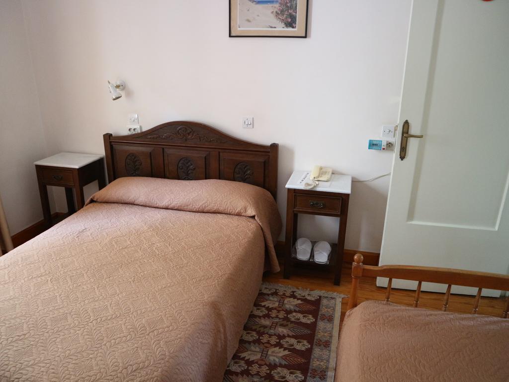 Acropolis House