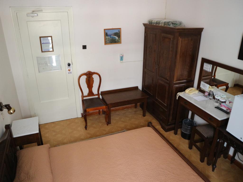 Acropolis House Hotel
