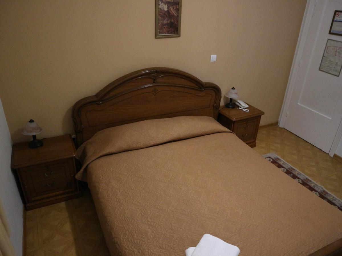 Acropolis House 2* Atény